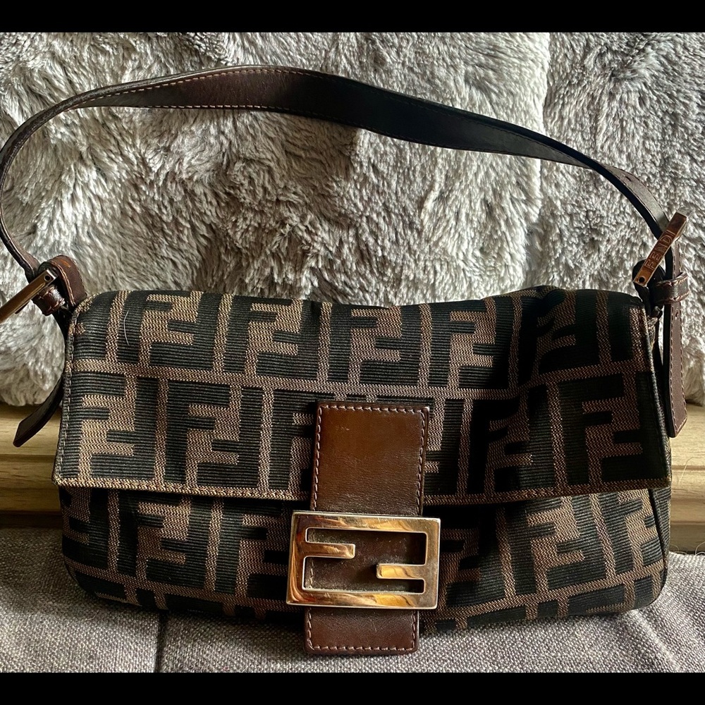 Fendi Baguette Shoulder Bag Authentic